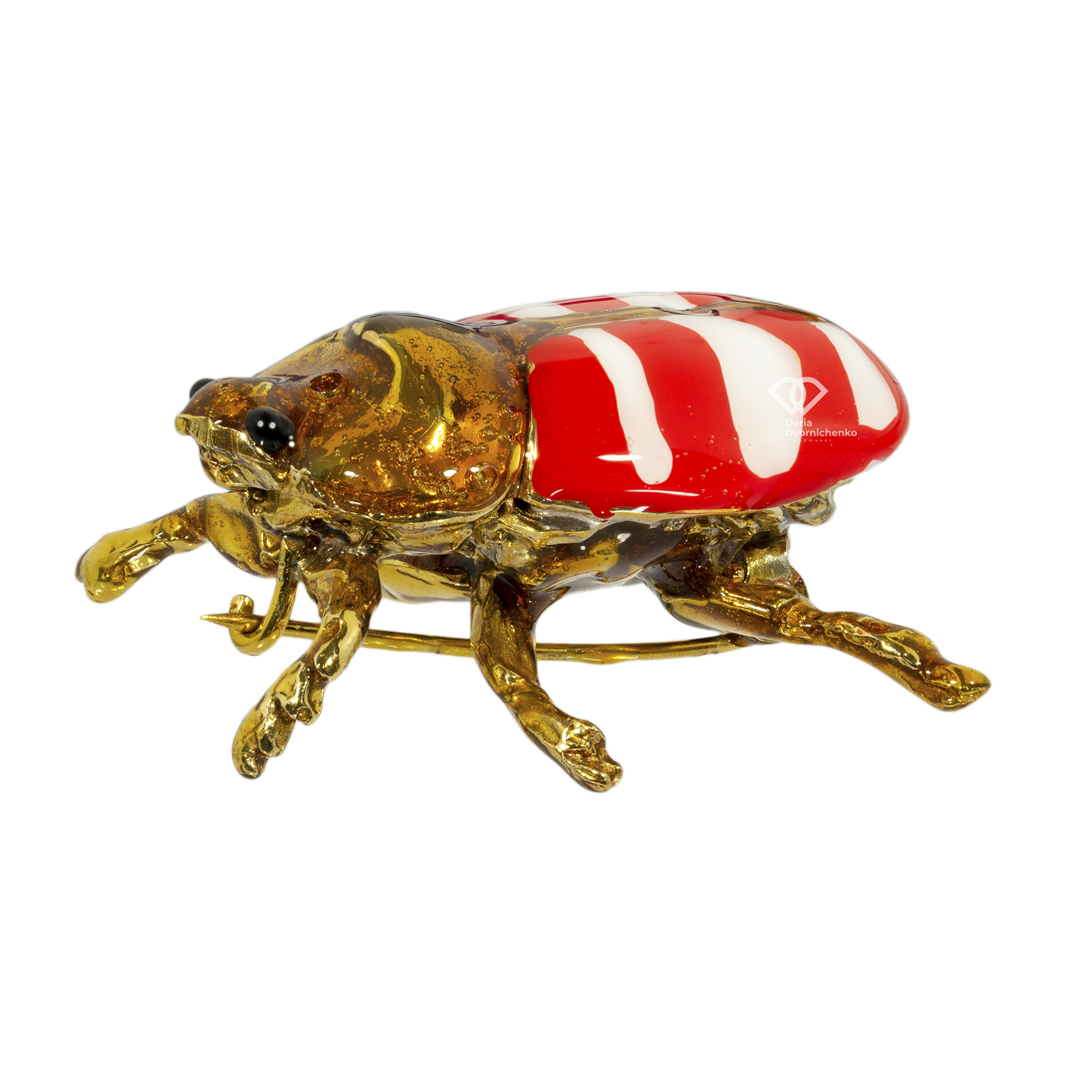 Брошь Скарабей